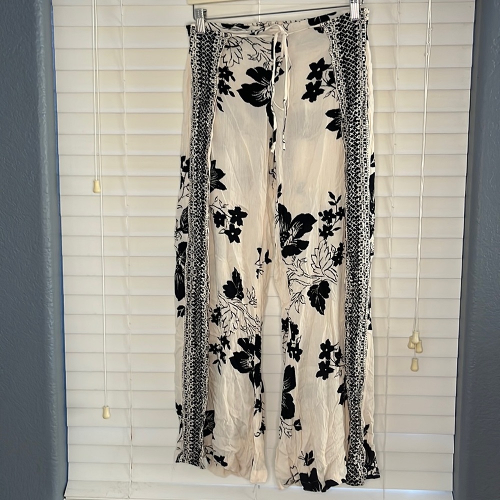 Billabong beach pants size M